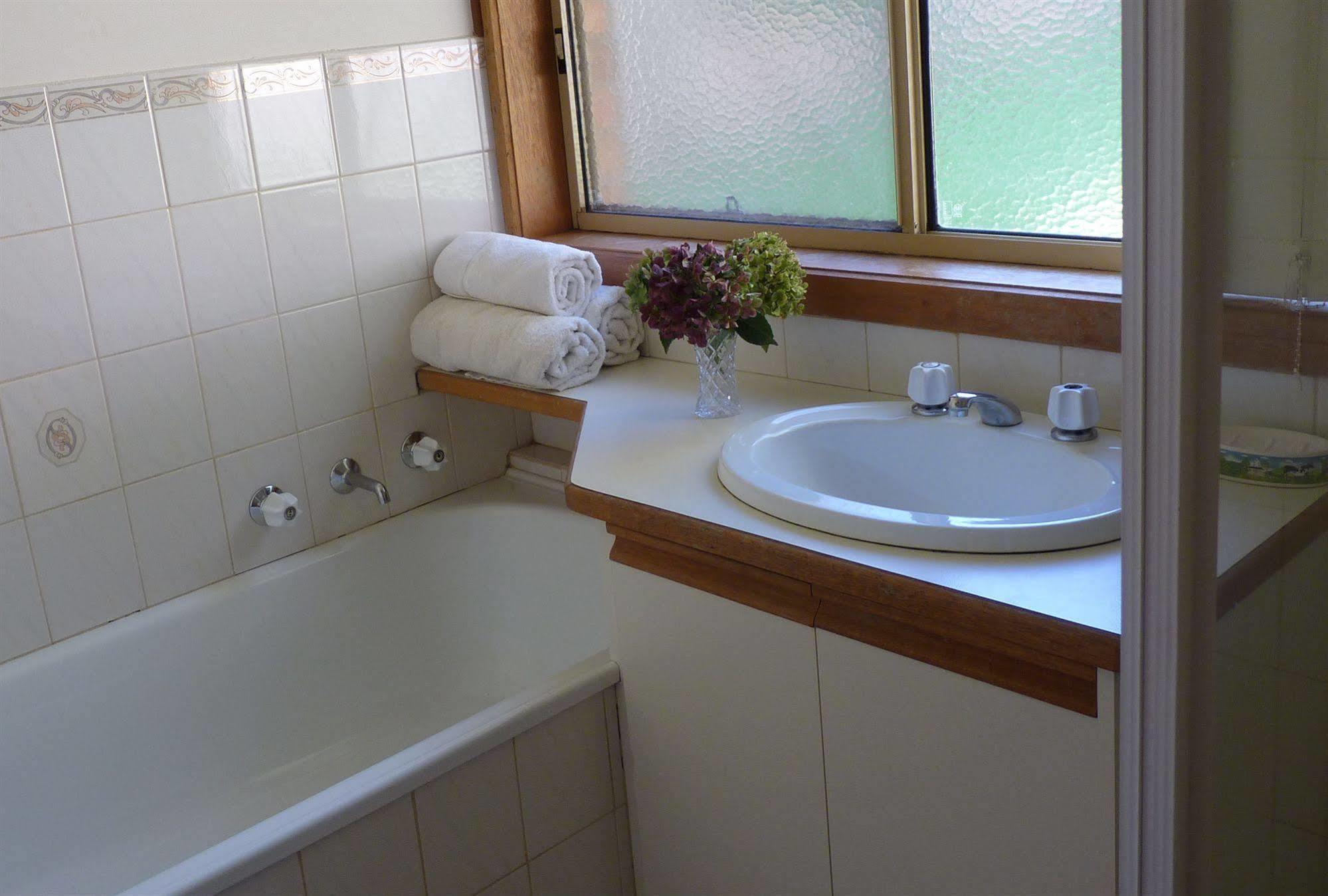 Australian Home Away @ Doncaster Anderson Creek 2 Bend of Islands エクステリア 写真